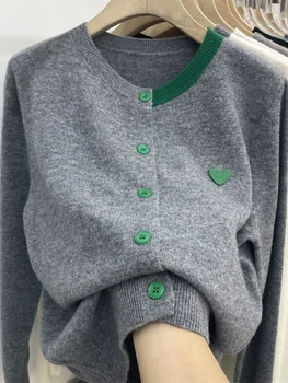 Женская осенняя одежда 2023 Новый вязаный кардиган контрастных цветов O-образный свитер Корейская мода Винтажные топ-джемперы с длинным рукавом