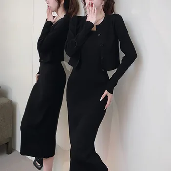Элегантные женские комплекты платьев 2022 года Новые осенние модные трикотажные кардиганы + тонкое платье на бретелях Леди Костюмы из двух частей
